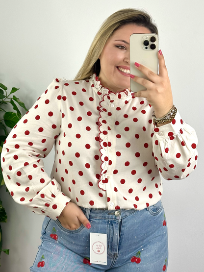 Camisa de bolinhas vermelha